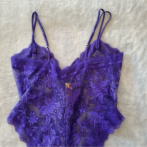 Vintage Victoria's Secret Purple Lace Lingerie Bodysuit Size M - Picture 8 of 12